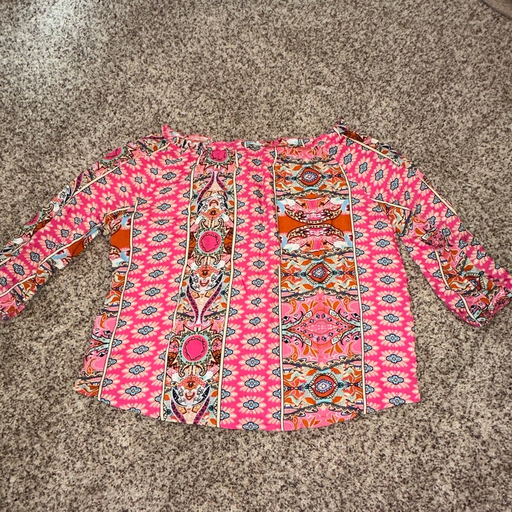 pink patterned top - size L
